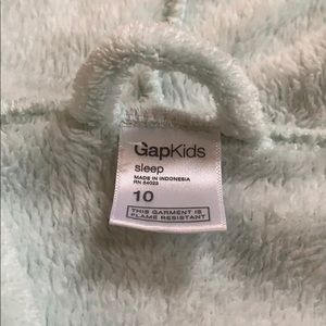 GAP Pajamas - A girls soft mint green robe made by Gap, size 10 GAP Pajamas - A girls soft mint green robe made by Gap, size 10